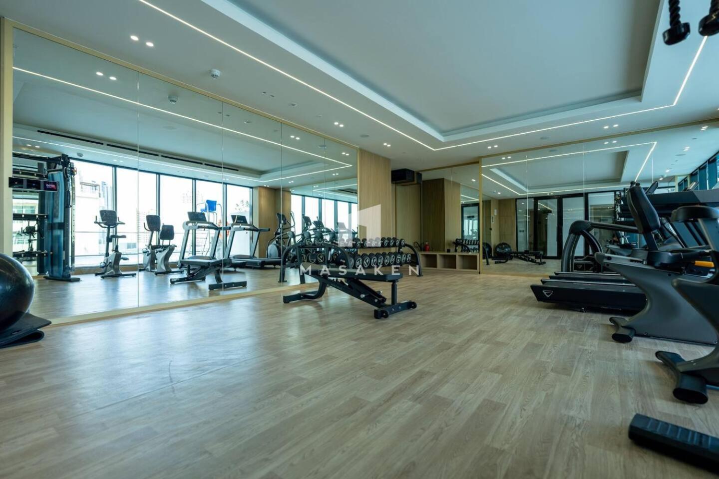 Fully Furnished Cozy 1bedroom With Balcony In Jvc * Dubai