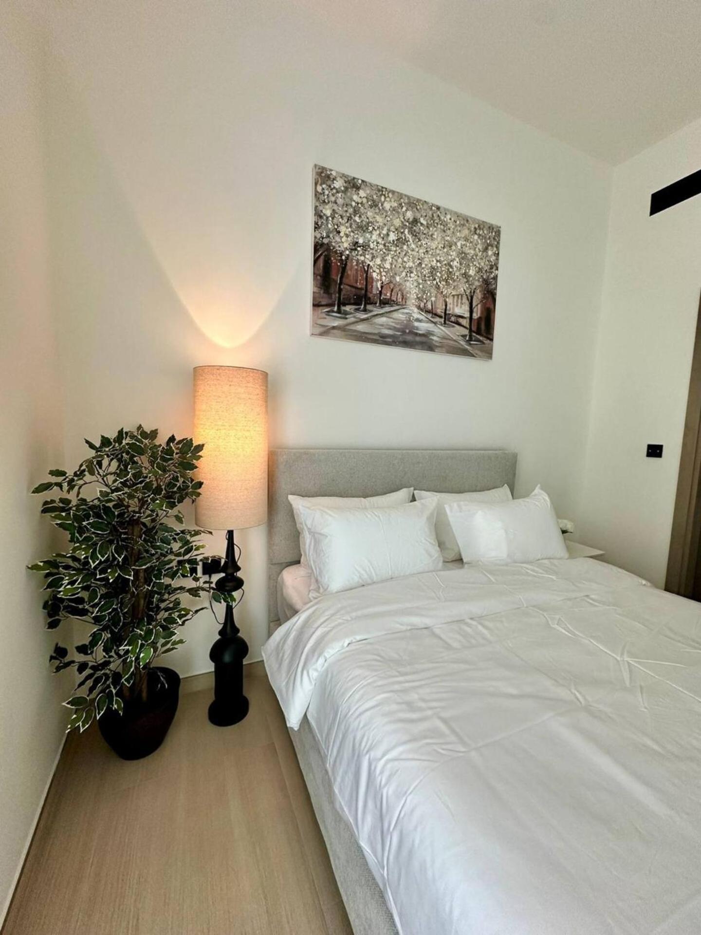 Fully Furnished Cozy 1bedroom With Balcony In Jvc